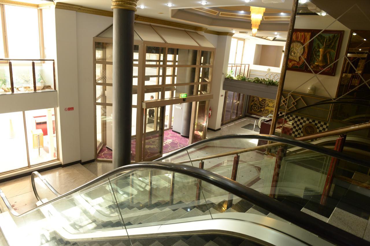 Phoenicia Hotel Manama Exterior photo