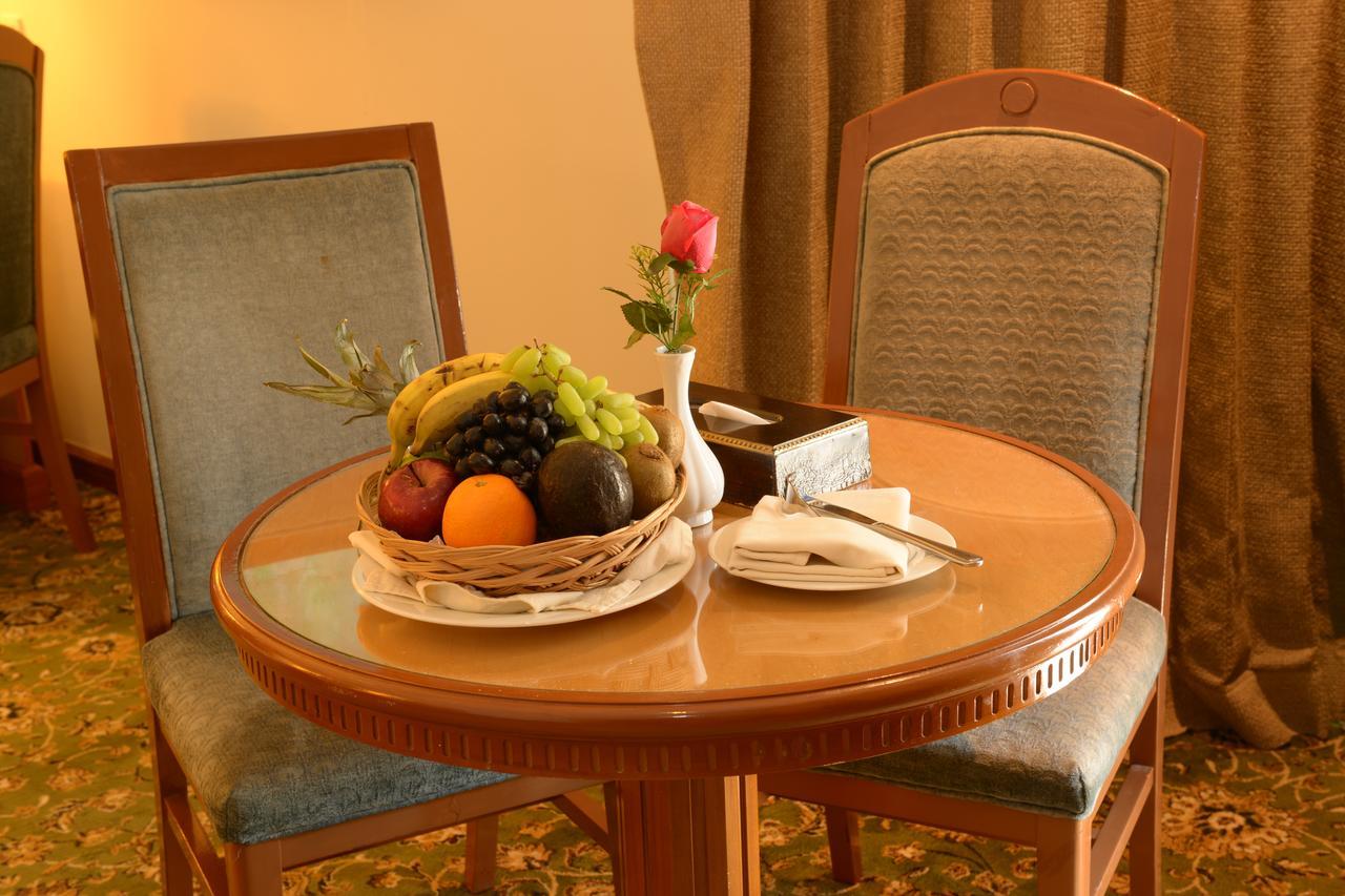 Phoenicia Hotel Manama Exterior photo